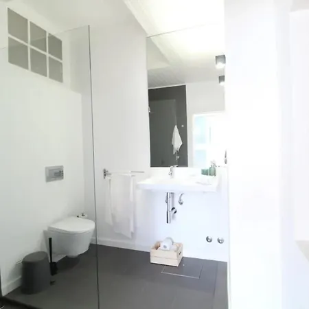 Lovely 1 Bedroom With Patio In Сasa de vacaciones *